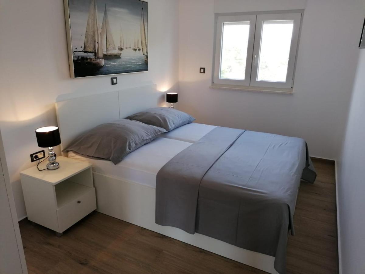 Apartmani Karla Zablaće Eksteriør bilde