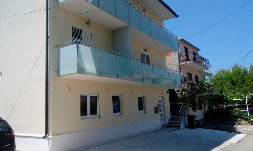 Apartmani Karla Zablaće Eksteriør bilde