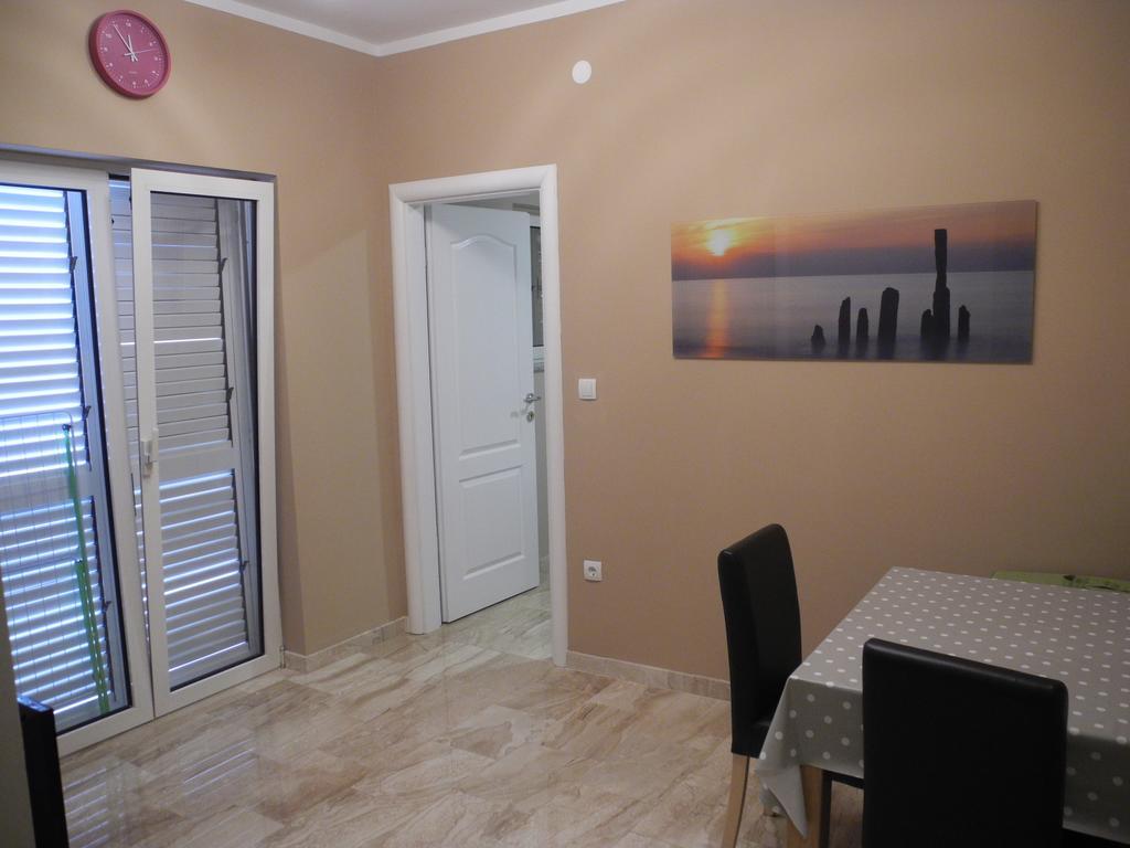 Apartmani Karla Zablaće Eksteriør bilde