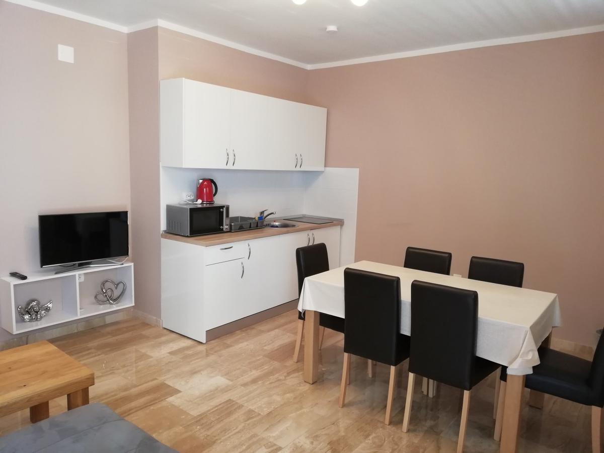 Apartmani Karla Zablaće Eksteriør bilde