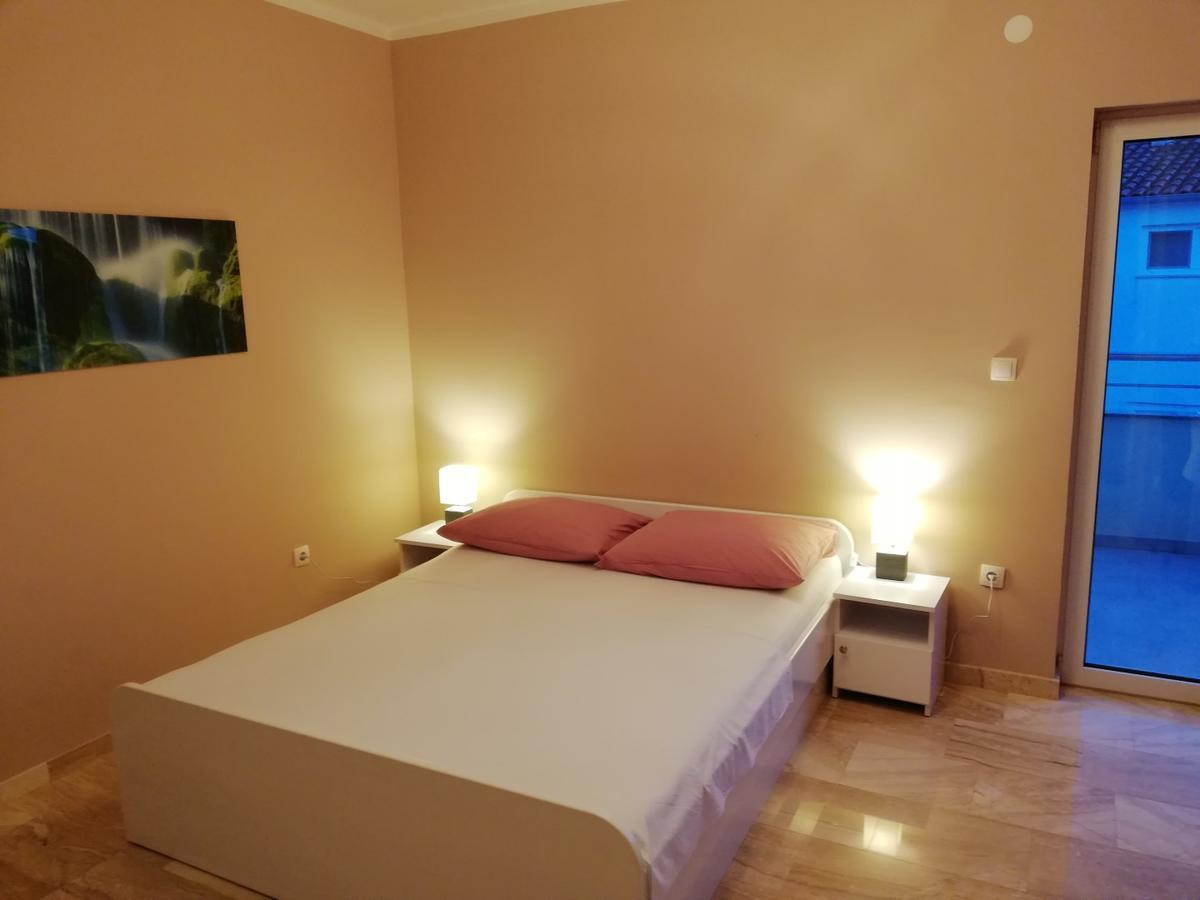 Apartmani Karla Zablaće Eksteriør bilde
